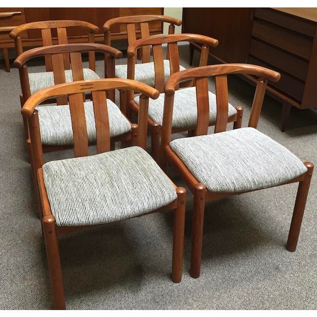 Boltinge Stolefabrik Set of Six Mid Century Danish Modern Teak Dining Chairs by Hans J.Frydendal for Boltinge Stolefabrik, Denmark c.1960 For Sale - Image 4 of 12