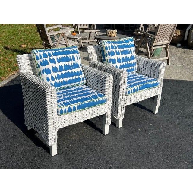Pair of White Wicker Club Chairs For Sale In New York - Image 6 of 18