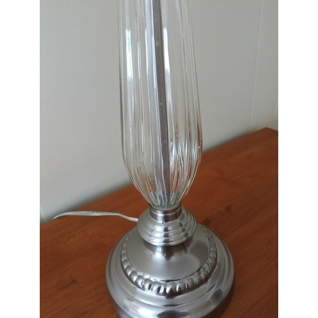 1990s Transitional Silver & Ribbed Glass Table Lamp With Classic White Shade For Sale - Image 5 of 9
