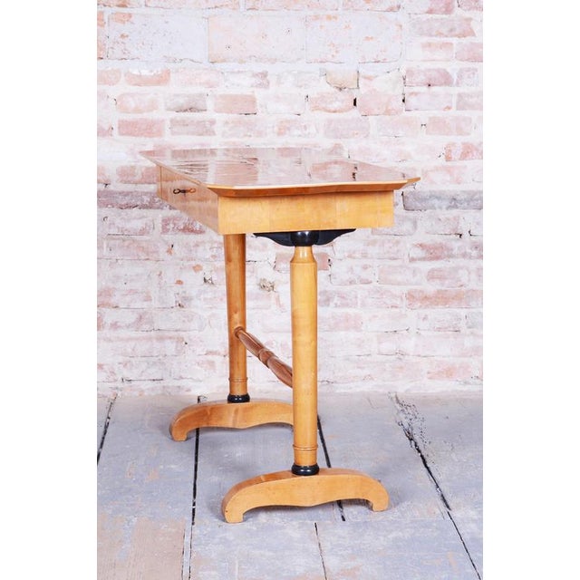 Biedermeier Writing Desk in Spruce & Maple Veneer, Austria, 1830s For Sale - Image 15 of 18