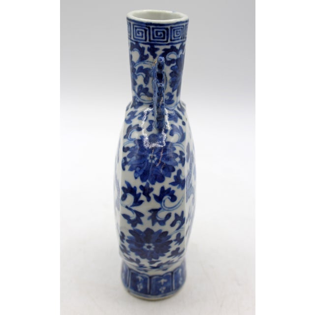 Mid 19th Century Mid-Late 19th Century Chinese Export Porcelain Blue and White Moon Flask Vase For Sale - Image 5 of 6