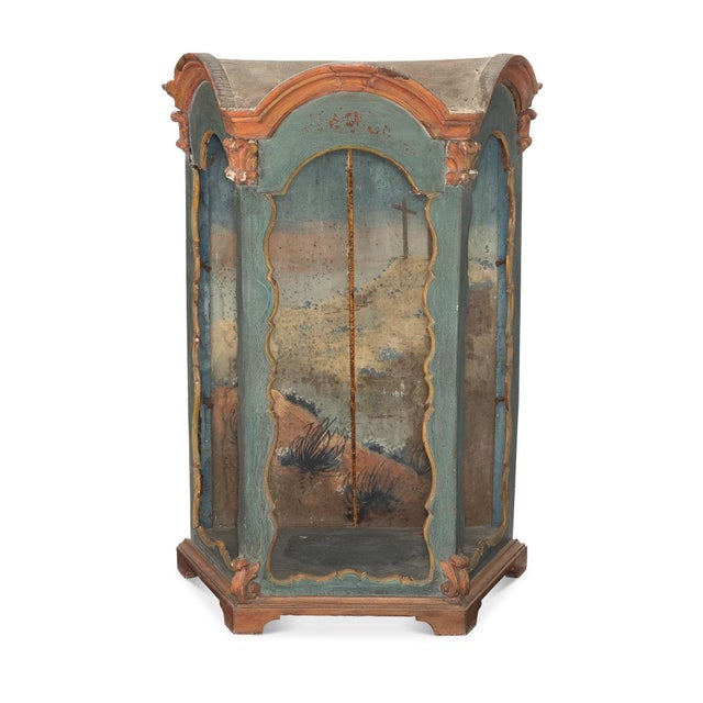 A scarce Venetian Rococo paint-decorated wood niche tabletop display cabinet / wall hanging vitrine with chic beautifully...