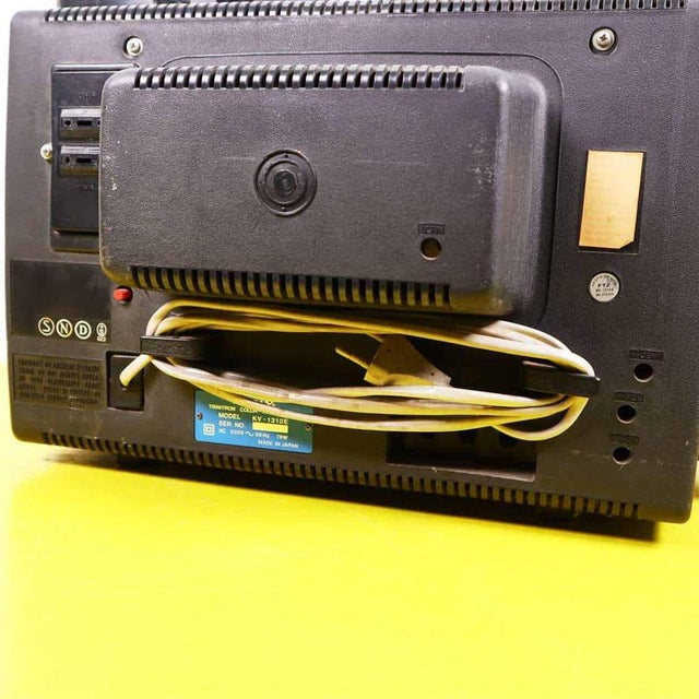 Black Trinitron KV-1310E Television from Sony For Sale - Image 8 of 11