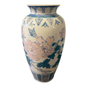 Oriental Chinoiserie Vase