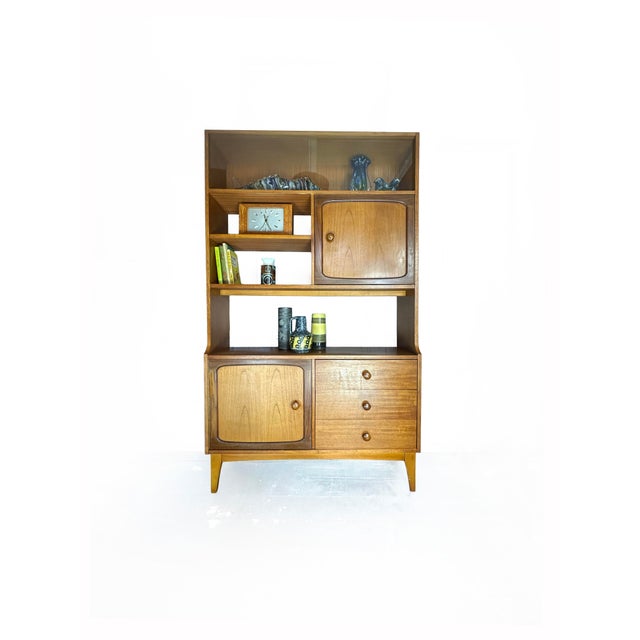 Vintage Stateroom Teak Room Divider and Display Cabinet from Stonehill, 1960s For Sale - Image 17 of 17