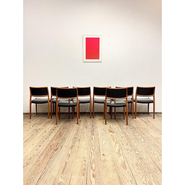 Dimensions: 48x50x78x44cm (width x depth x height x seat height) Very nice chair set designed by Nils O. Møller for J.L....