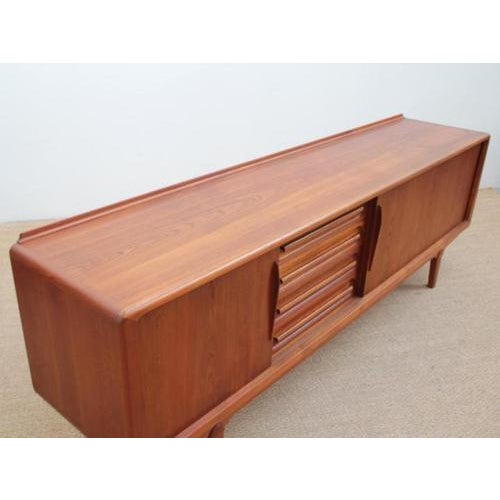 1960s Mid-Century Modern Scandinavian Sideboard in Teak from Vamo, 1960s For Sale - Image 5 of 18