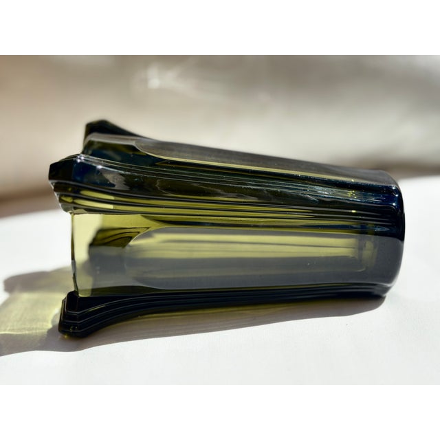 1930s Czechoslovakian Art Deco Inwald Glass Vase by Rudolf Schröter, 1930s For Sale - Image 5 of 9