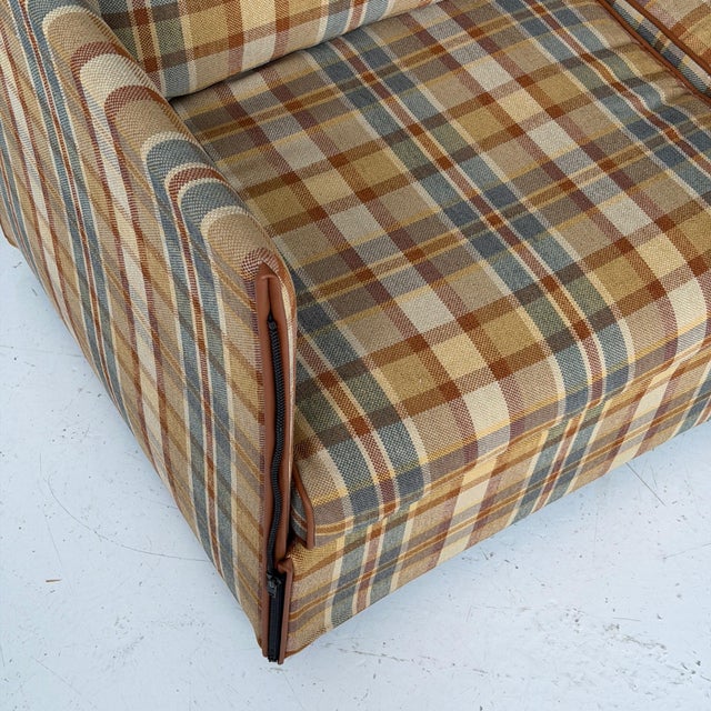 1970s 1970s Landeau Sofa Attributed to Mario Bellini for Cassina For Sale - Image 5 of 12