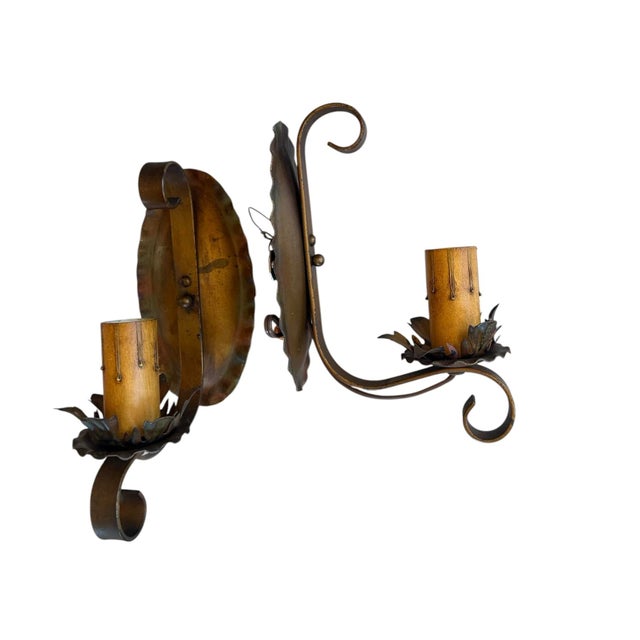 1920s Circa 1920’s Pair of Polychrome Painted Botanical Wall Sconces For Sale - Image 5 of 8