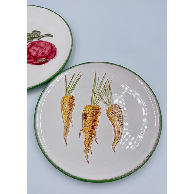 Ceramic 1950s Italian Majolica n.708 Vintage 8" Serving Plates Hand Painted Pottery 2pc Set For Sale - Image 7 of 7