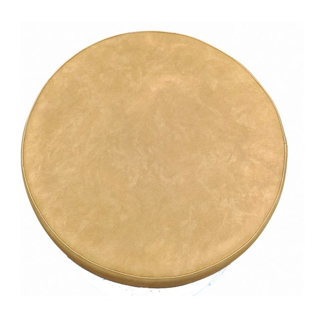 Light Brown Faux Leather and Chrome-Plated Tulip Base Round Stool. Italy, 1970s For Sale - Image 6 of 8