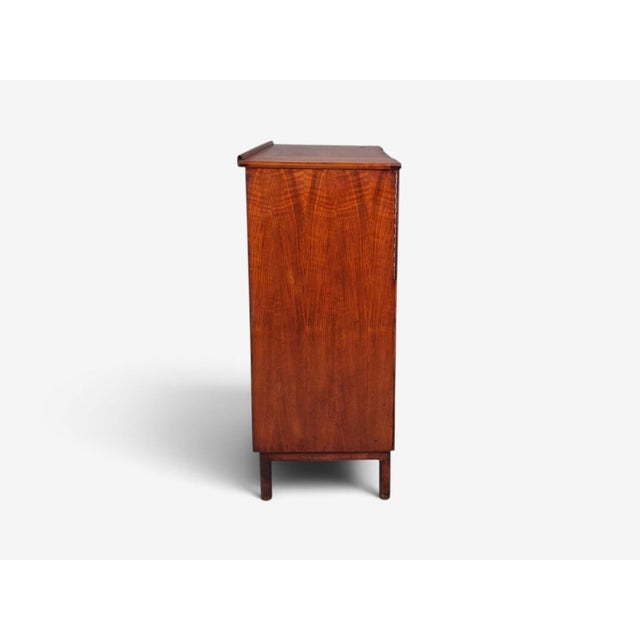 John Widdicomb, American Modern, Gentleman's Chest, Walnut, Brass, Usa, 1960s For Sale - Image 12 of 14