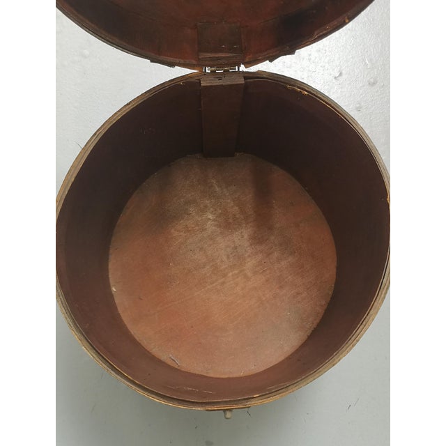 Black Vintage Round Wooden Hatbox, 1950s For Sale - Image 8 of 13