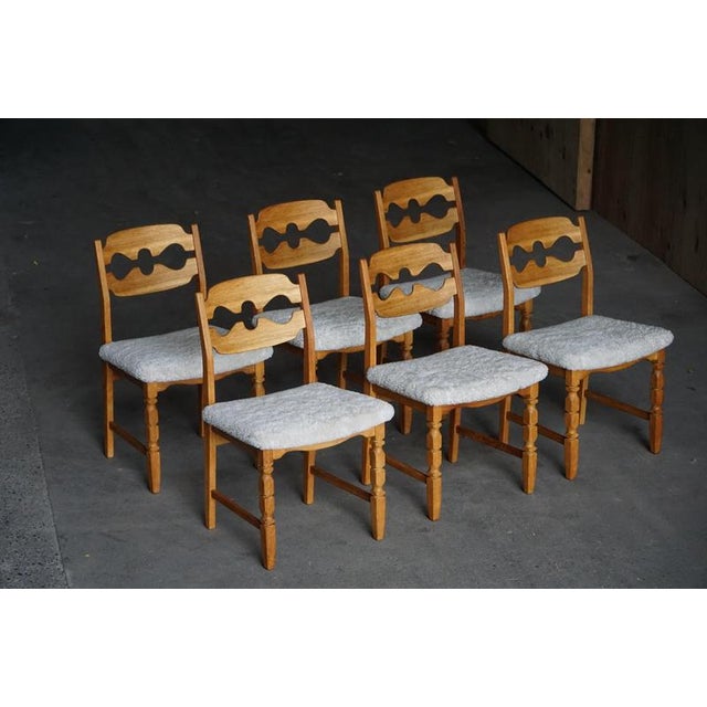 Razorblade Dining Chairs in Oak & Lambswool from Henning Kjærnulf, 1960s, Set of 6 For Sale - Image 12 of 15