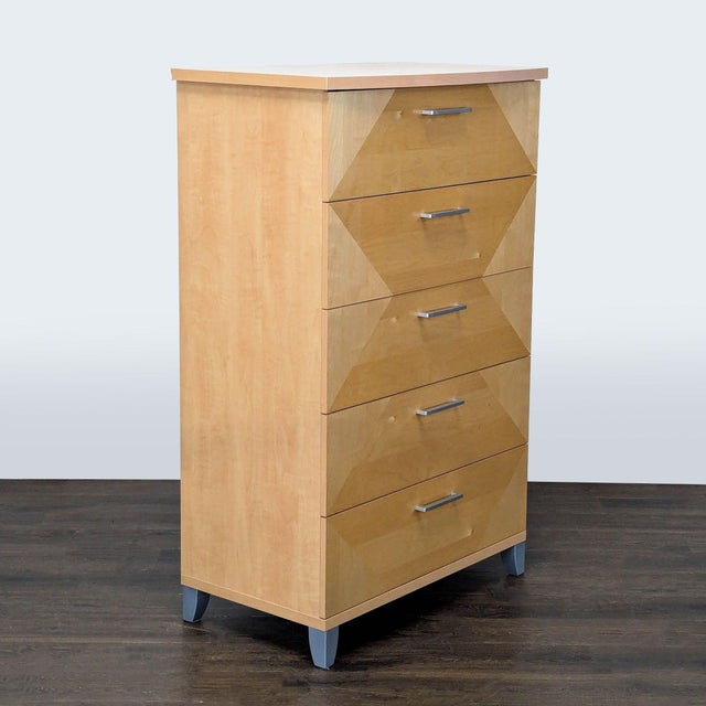 This Alf Italia dresser features a contemporary design with a light wood finish and five spacious drawers. Each drawer has...