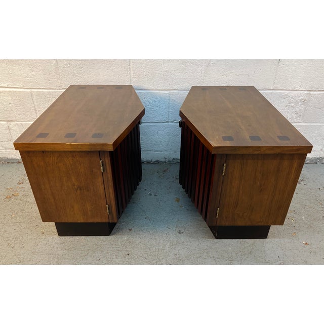 Lane "Tower Suite" Mid-Century Modern Nightstands, Pair For Sale - Image 9 of 17