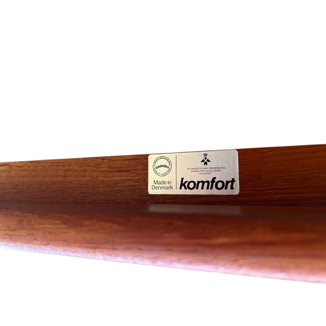 Mid-20th Century Double Paned Smoke Glass and Teak Coffee Table by Komfort Designs For Sale In Atlanta - Image 6 of 6