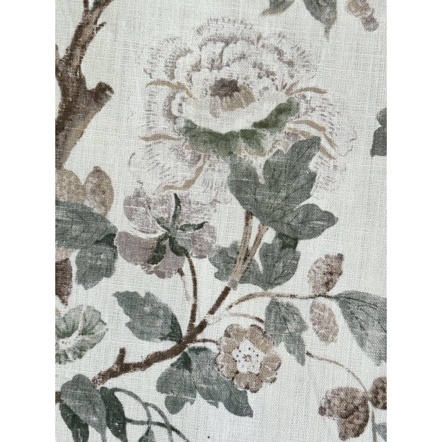 Traditional Broughton Rose Linen Fabric by Gp & J Baker 6 6/8 Yards For Sale - Image 3 of 6