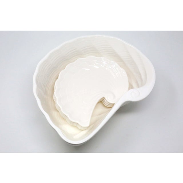 1980s Vintage Nautlilus Shell Large Serving Bowl and Salad Plates by Shafford - Set of 5 For Sale - Image 5 of 9