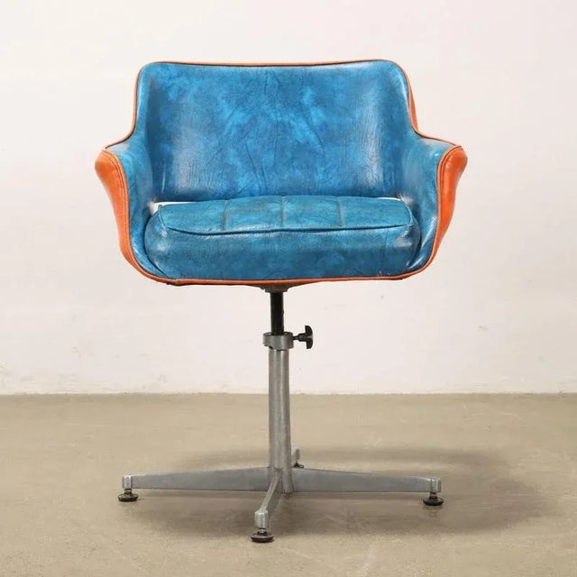 Vintage Armchair in Leatherette & Aluminium, Italy, 1960s For Sale - Image 3 of 11