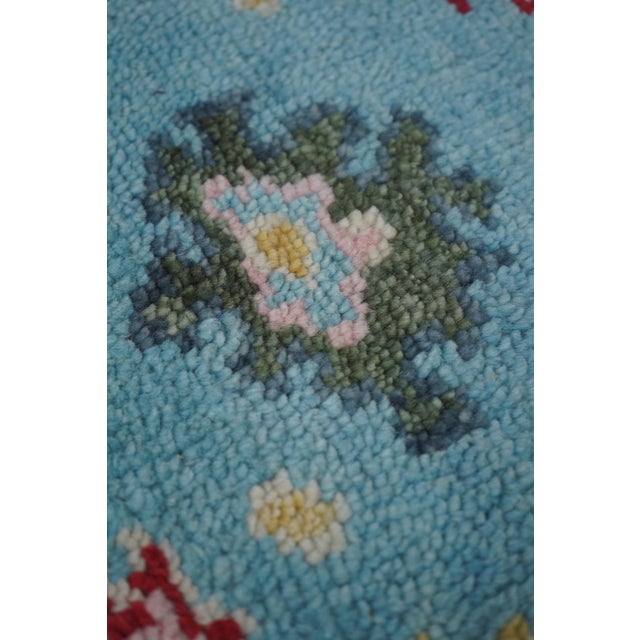 Approx: 2.5’ X 10’ Turkish Design Oriental Runner Rug For Sale - Image 4 of 10