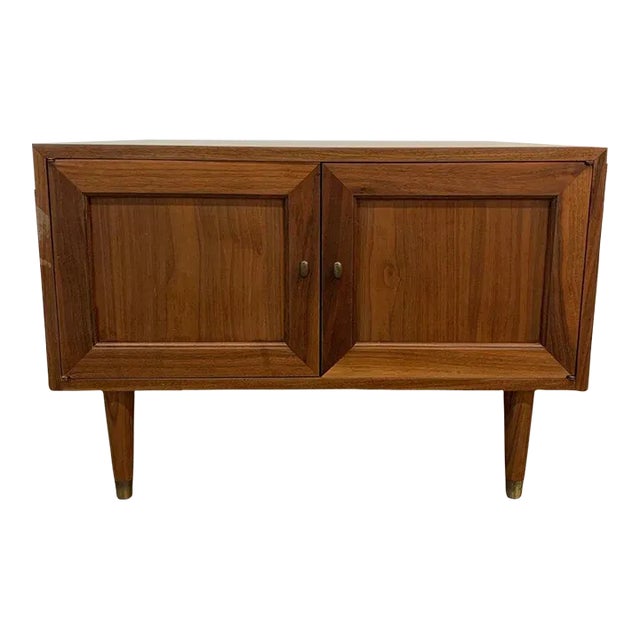 1960s Minimal walnut side table For Sale