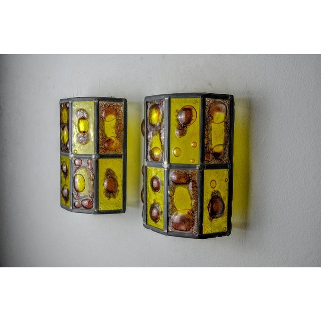 Hollywood Regency Brutalist Sconces in Blown Glass attributed to Felipe Derflingher for Feders, Mexico, 1960s, Set of 2 For Sale - Image 3 of 8