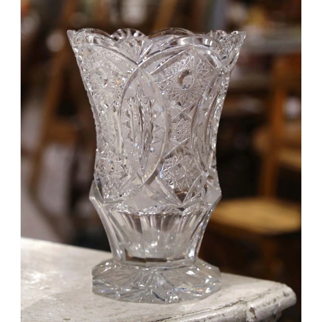 Mid-Century French Cut Crystal Vase With Floral and Geometric Motifs For Sale In Dallas - Image 6 of 7