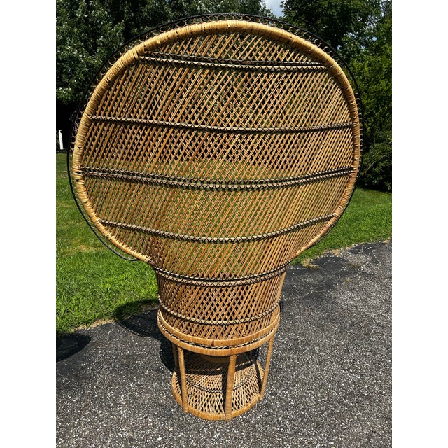 This Pair of Vintage 1970s Boho Wicker and Rattan Peacock Chairs Features High, Dramatic Fan Backs and Hourglass Pedestal Bases. For Sale - Image 10 of 12