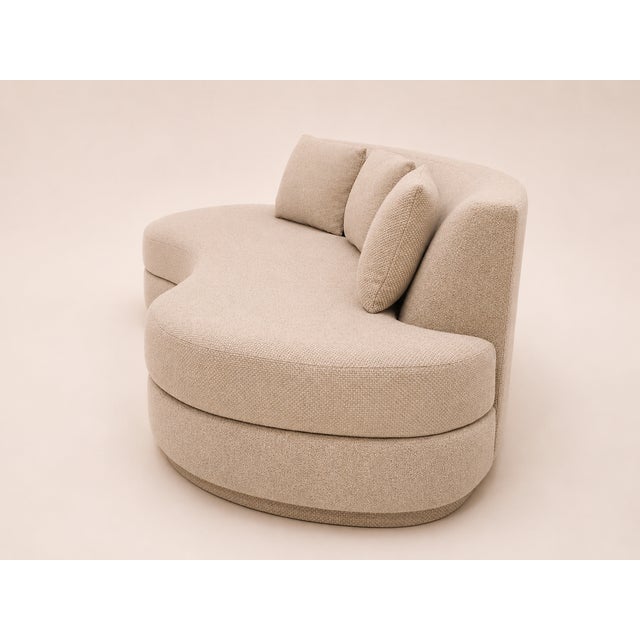 Modern Bellara Sofa with Rounded Edges, 2010s For Sale - Image 3 of 7