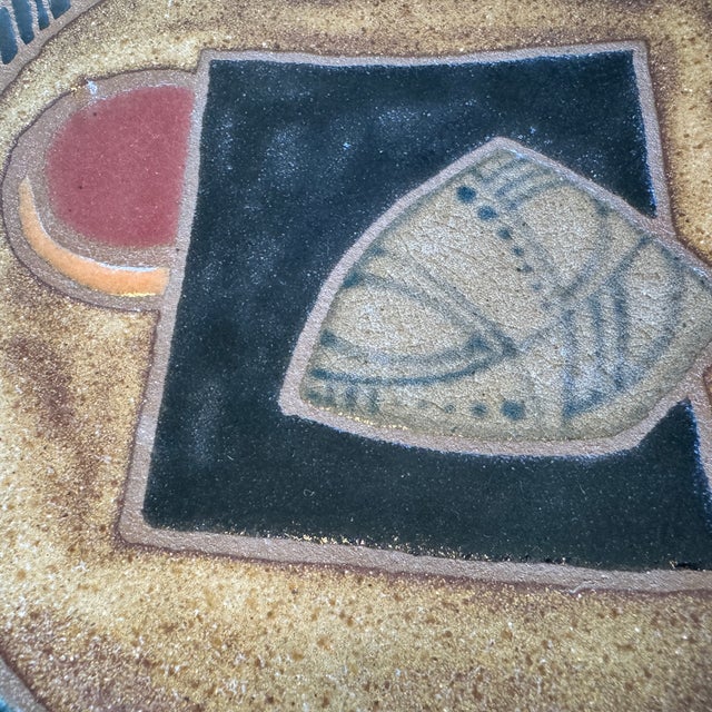 Art Pottery For Sale - Image 11 of 16