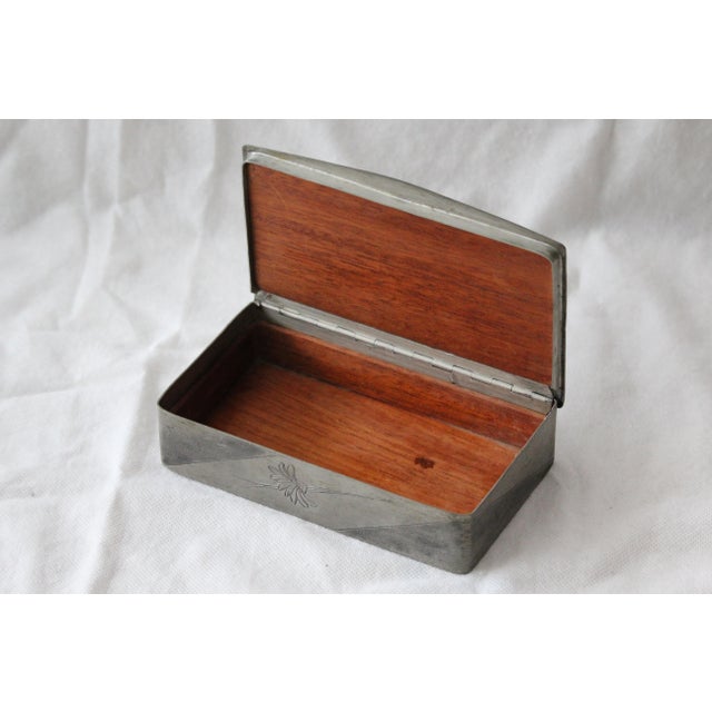 Silver Jewelry Box with Daisy Decor, 1930s For Sale - Image 16 of 18