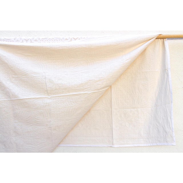 1990s Hibiscus Star Cotton Applique Bedcover For Sale - Image 5 of 6