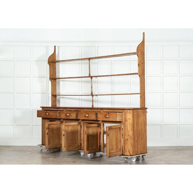 Large English Georgian Pine Dresser, 1820s For Sale - Image 4 of 15