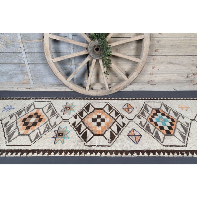 Vintage Turkish Oushak Handmade Wool Cotton White Runner Rug For Sale - Image 4 of 11