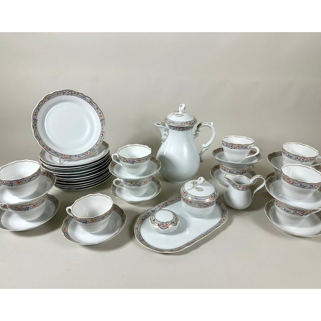 Porcelain Tea Service from Hutschenreuther, Germany, 1980s, Set of 29 For Sale - Image 3 of 9