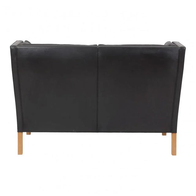 Børge Mogensen 2-Seater Sofa in Black Leather with Oak Legs by Børge Mogensen for Fredericia For Sale - Image 4 of 5