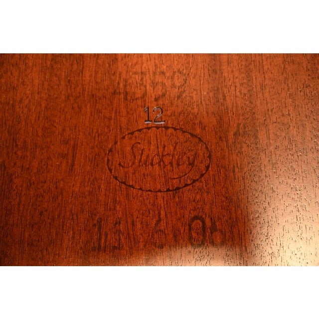 Stickley Georgian Banded Flame Mahogany Double Pedestal Extension Dining Table | Newly Refinished For Sale - Image 13 of 14