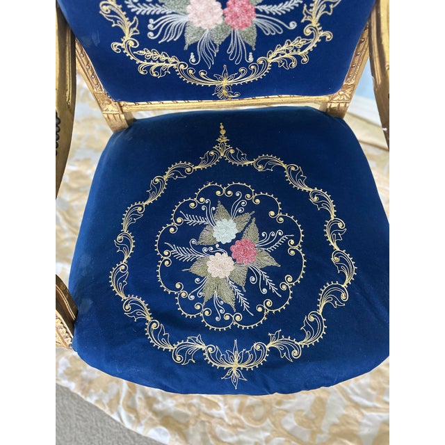 French Mid 20th Century French Louis XVI Style Giltwood & Navy Embroidered Velvet Fauteuils- Pair For Sale - Image 3 of 18