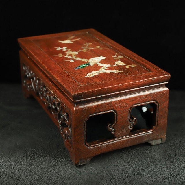 Chinese Huali Rosewood Display Stand Inlaid With Mother-of-Pearl For Sale - Image 3 of 8