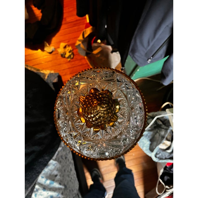 1940s Vintage French Hollywood Regency Gold Cherub Crystal Glass Globe Table Lamp For Sale - Image 5 of 11