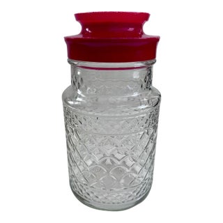 Vintage Anchor Hocking Wexford Pattern Glass Canister With a Red Plastic Lid 70s For Sale