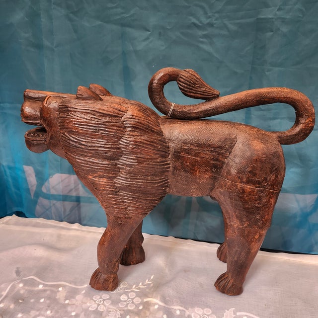 Vintage Hand-Carved Hardwood Lion Sculpture With Gulati Label, 20" For Sale - Image 9 of 10