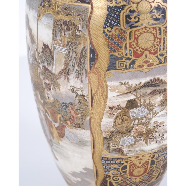 Meiji Japanese Satsuma Vases in Hand-Painted Porcelain, 1890s, Set of 2 For Sale - Image 12 of 16