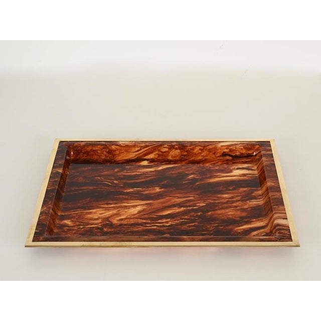 1970s Rectangular Tortoiseshell Effect Acrylic Glass and Brass Serving Tray from Dior, Italy, 1970s For Sale - Image 5 of 13
