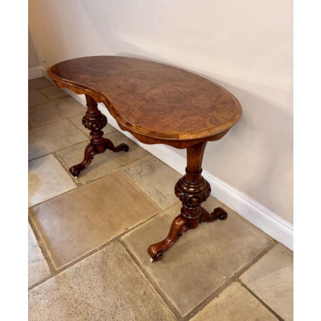Antique Victorian Burr Walnut Kidney Shaped Side Table by Richardson and Sons, 1860 For Sale - Image 4 of 7