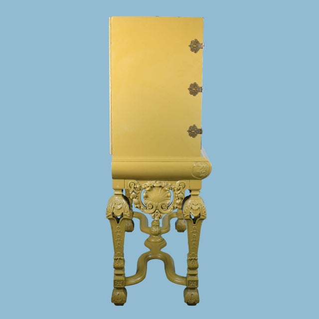 1970s Shell Green Cabinet For Sale - Image 4 of 8