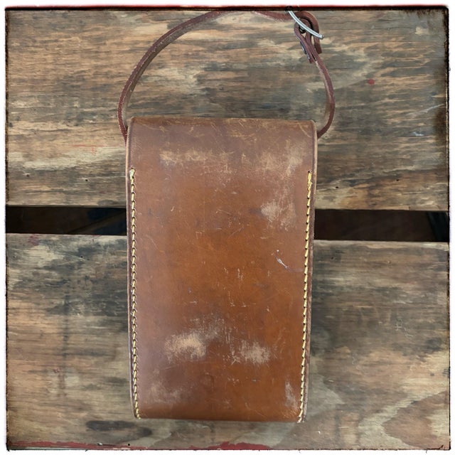 Tan Folding Camera & Leather Case Vintage 1951 Kershaw For Sale - Image 8 of 12