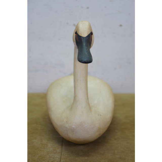 Wood Late 20th Century Rare Wildfowler Decoy Ny Hand Carved Wooden Tundra Swan Folk Art Figure 18" For Sale - Image 7 of 13